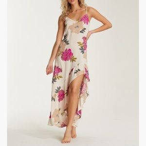 NWT Billabong maxi dress